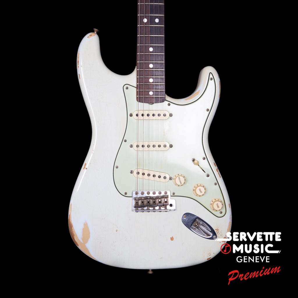 Fender CS Strat 65 Masterdesign Relic RW Aged Pale Sonic Blue-2