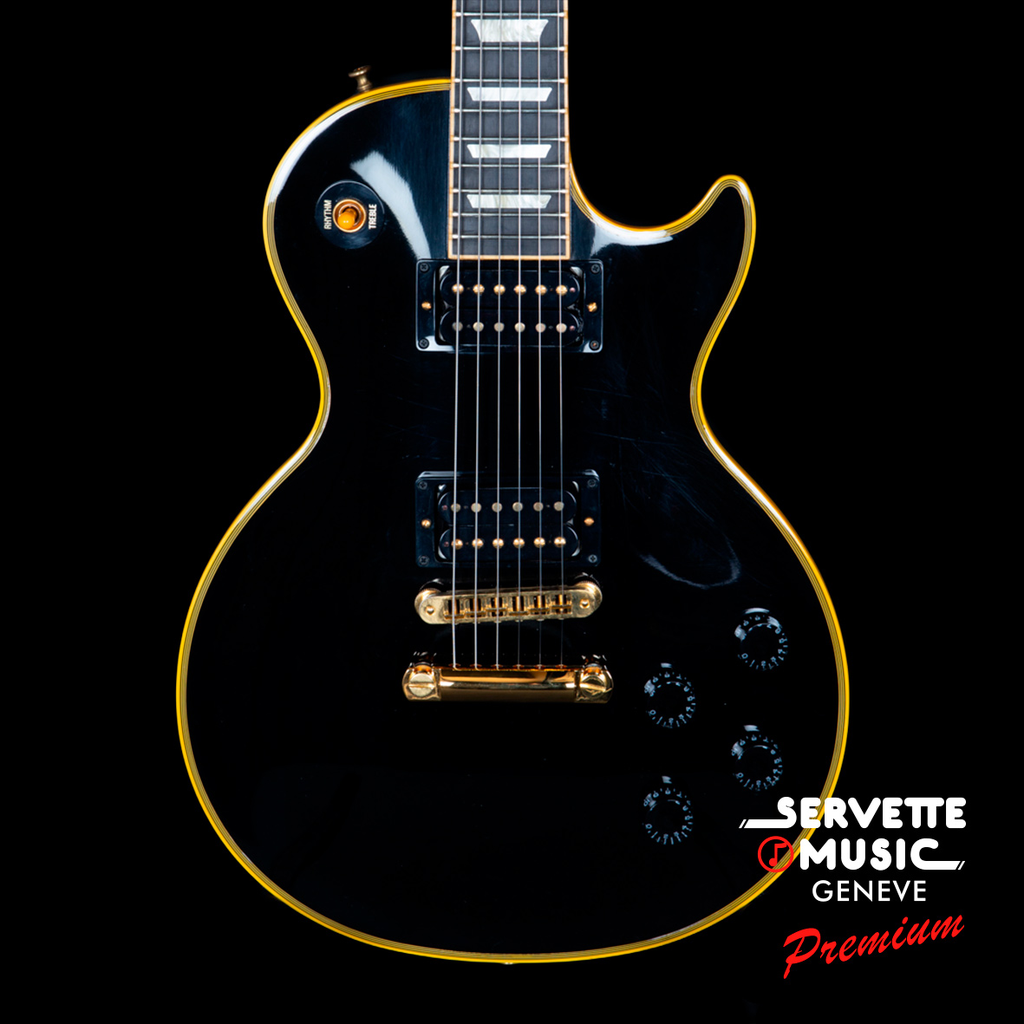 Gibson-Les-Paul-Classic-Custom-2007-Ebony-2.webp