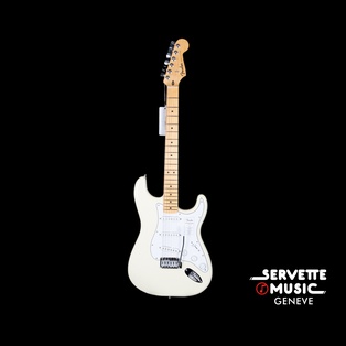 Fender Strat Standard MN OWT
